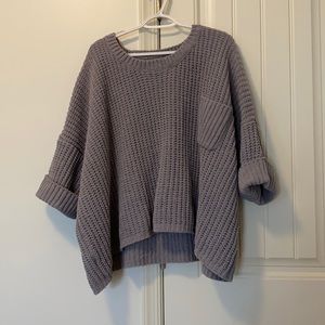 Oversized sweater with pocket